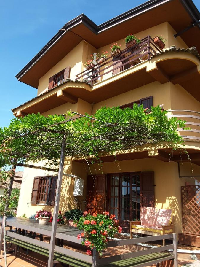 Mansarda Fiorita Bed & Breakfast Abatemarco ภายนอก รูปภาพ