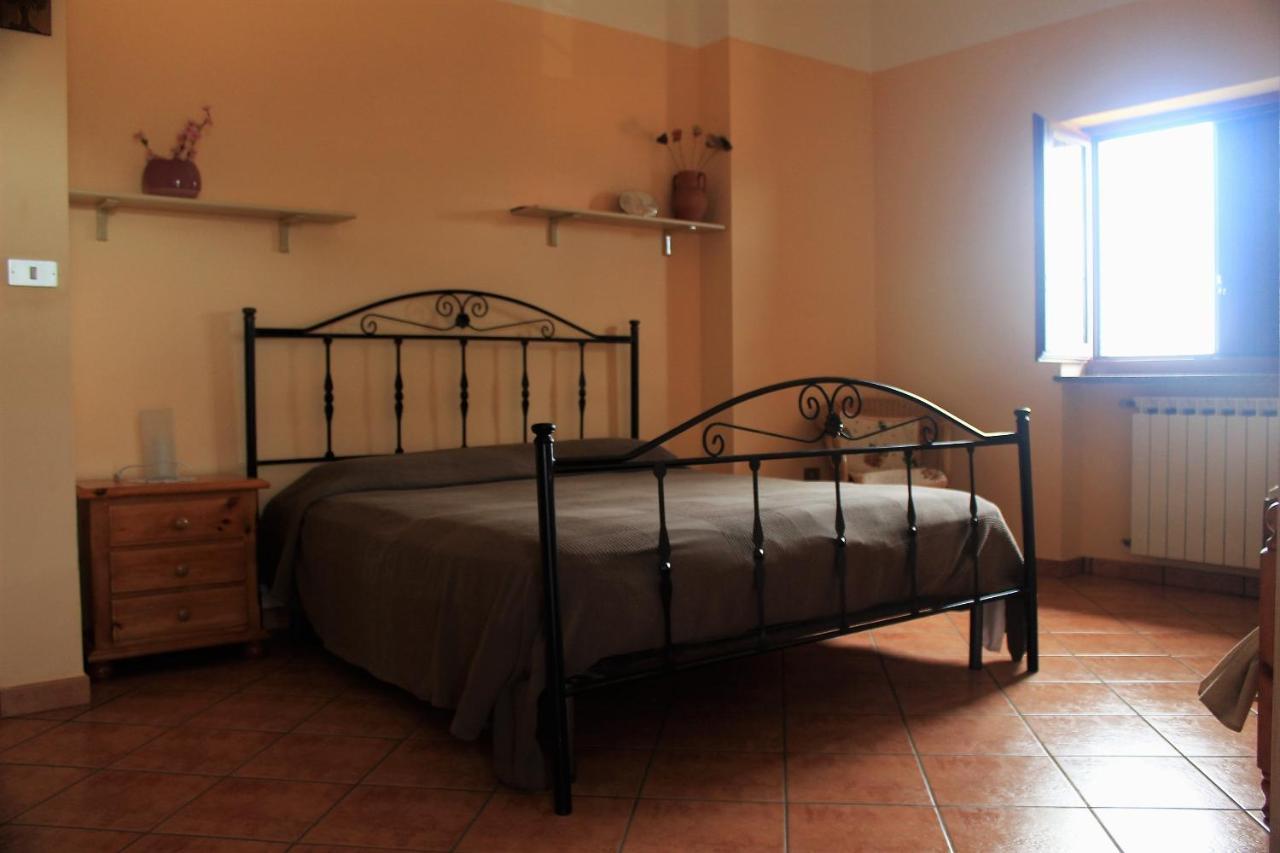 Mansarda Fiorita Bed & Breakfast Abatemarco ภายนอก รูปภาพ