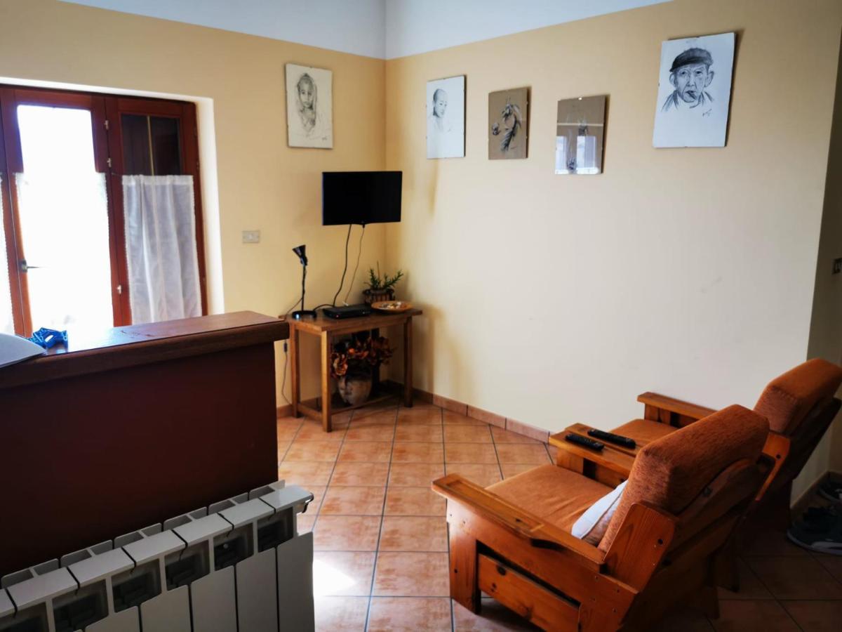 Mansarda Fiorita Bed & Breakfast Abatemarco ภายนอก รูปภาพ