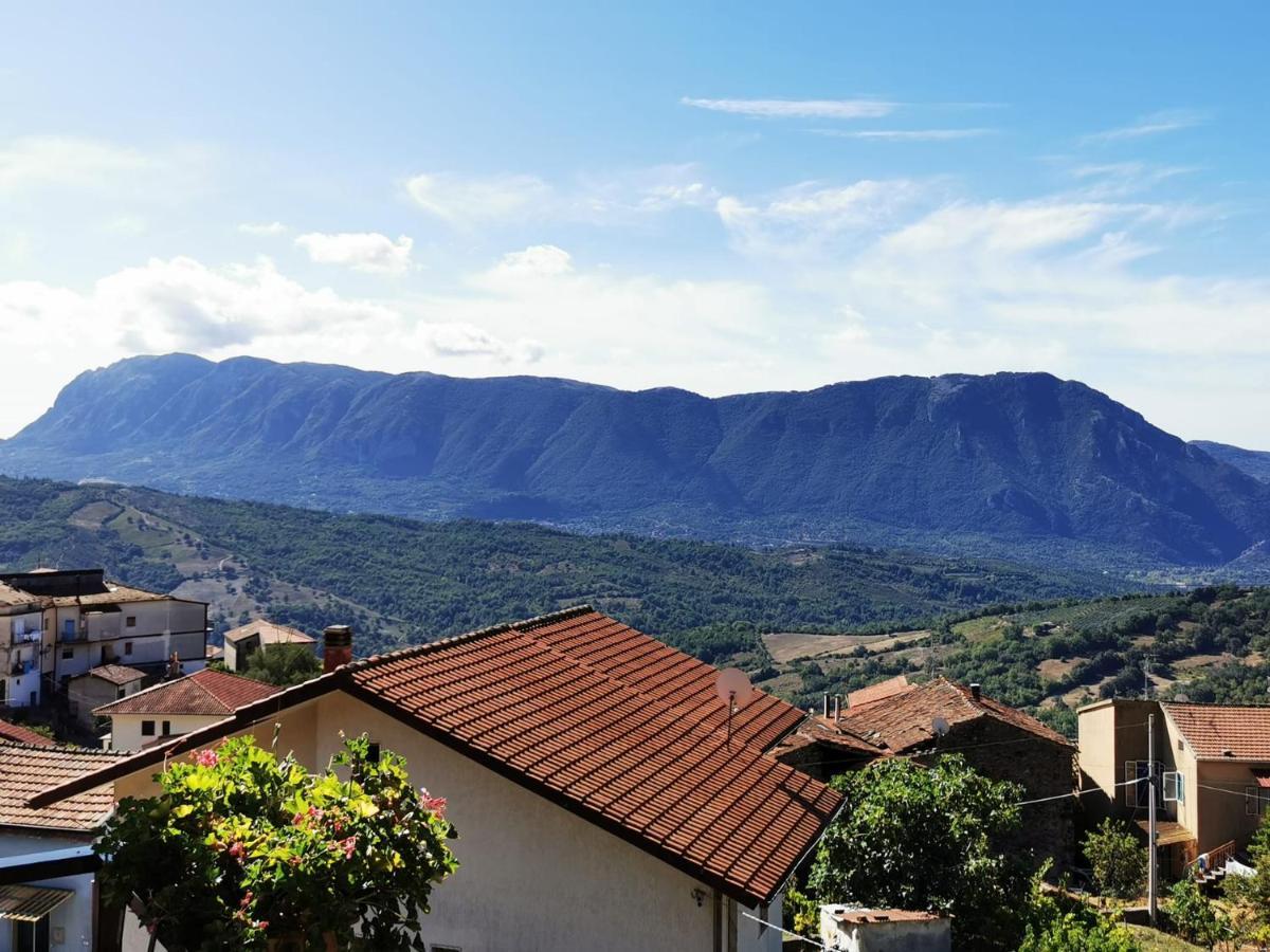 Mansarda Fiorita Bed & Breakfast Abatemarco ภายนอก รูปภาพ