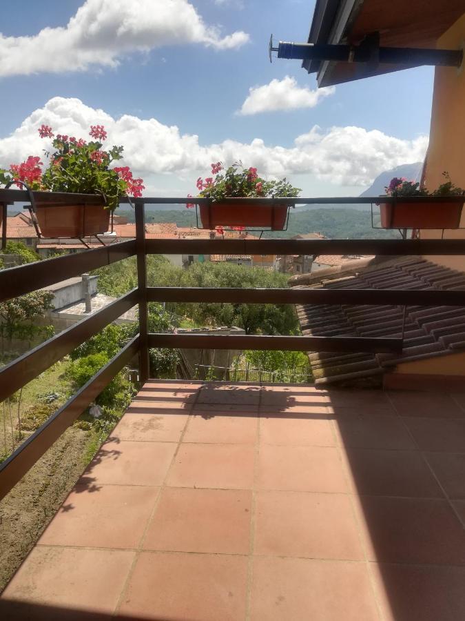 Mansarda Fiorita Bed & Breakfast Abatemarco ภายนอก รูปภาพ