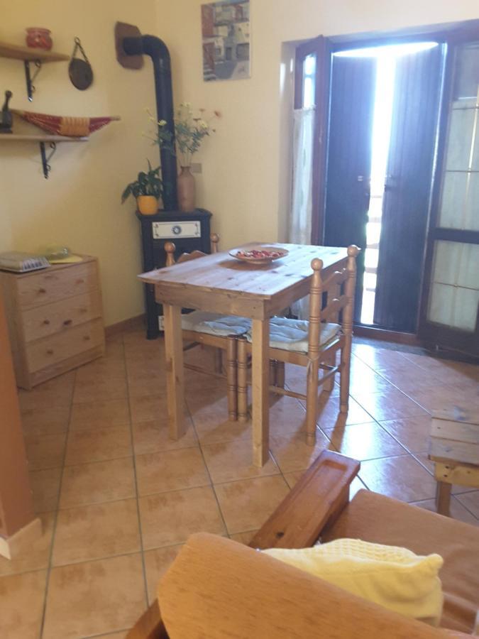 Mansarda Fiorita Bed & Breakfast Abatemarco ภายนอก รูปภาพ